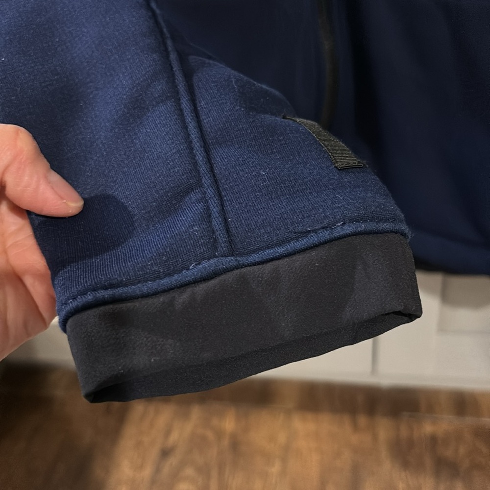 Mountain Hardwear Coat View 3